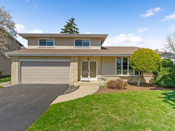 1828 W Amelia Ln, Addison, IL 60101