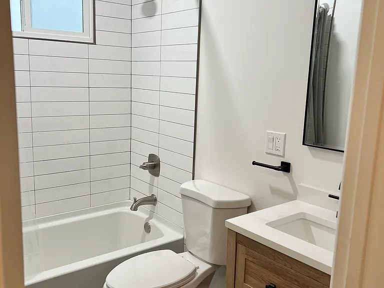1328 Harvard St #A.1 — Photo 3