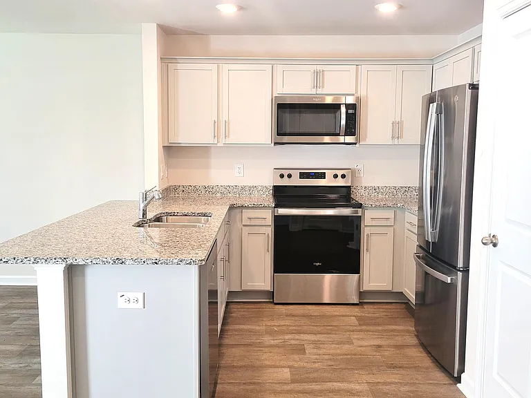 2709 Gracie Ln — Photo 7
