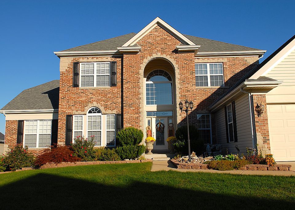 1st image of 14 Orchard Trace Ln