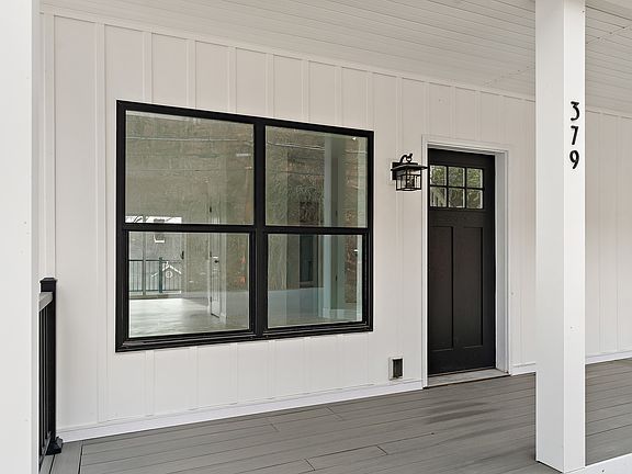 379 Beaver Street, Leetsdale