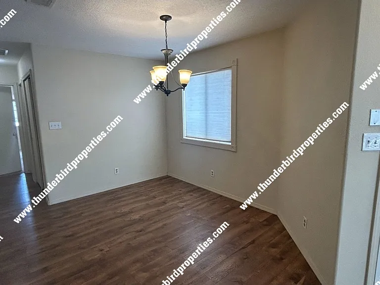8405 Vista Estrella Ln SW — Photo 3