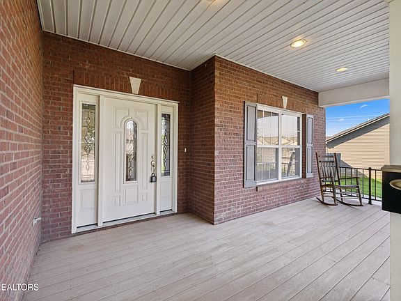 4th image of 5620 Autumn Creek Dr