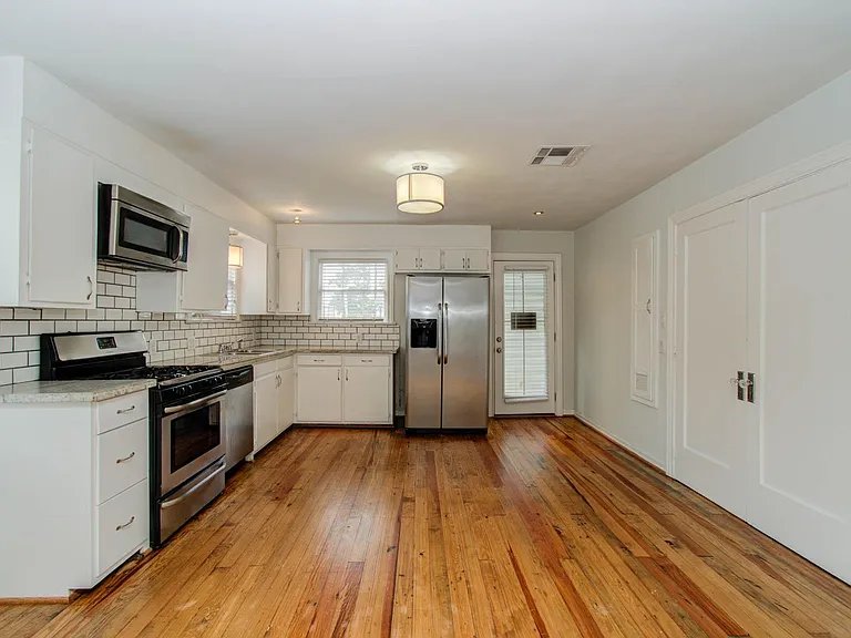 4706 Fisk St — Photo 16