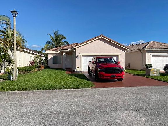 2nd image of 1286 SW 44th Ter