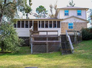 232 W Cattle Dr, Onalaska, TX 77360
