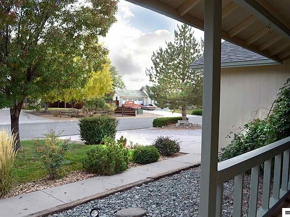 3rd image of 255 Date Palm Dr