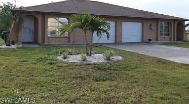 1st image of 555 SE 5th Ave