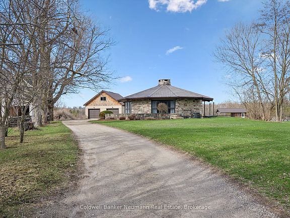 2nd image of 26 Old Brock Rd