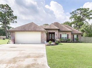 3675 Salene Rd #R, Lake Charles, LA 70605