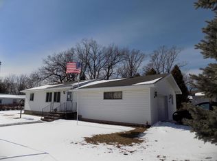 1003 Forest Ave, Manistee, MI 49660