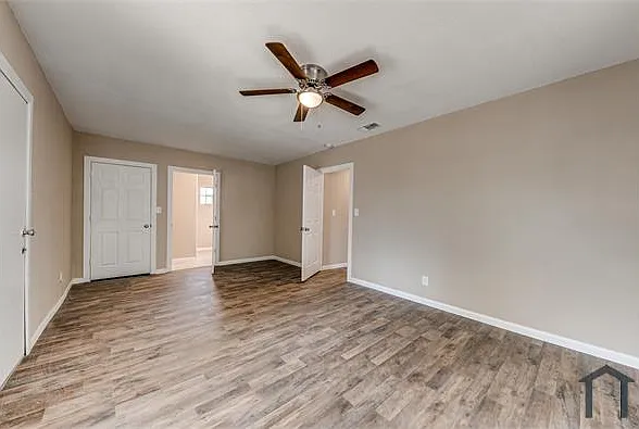 142 Sargent St — Photo 14