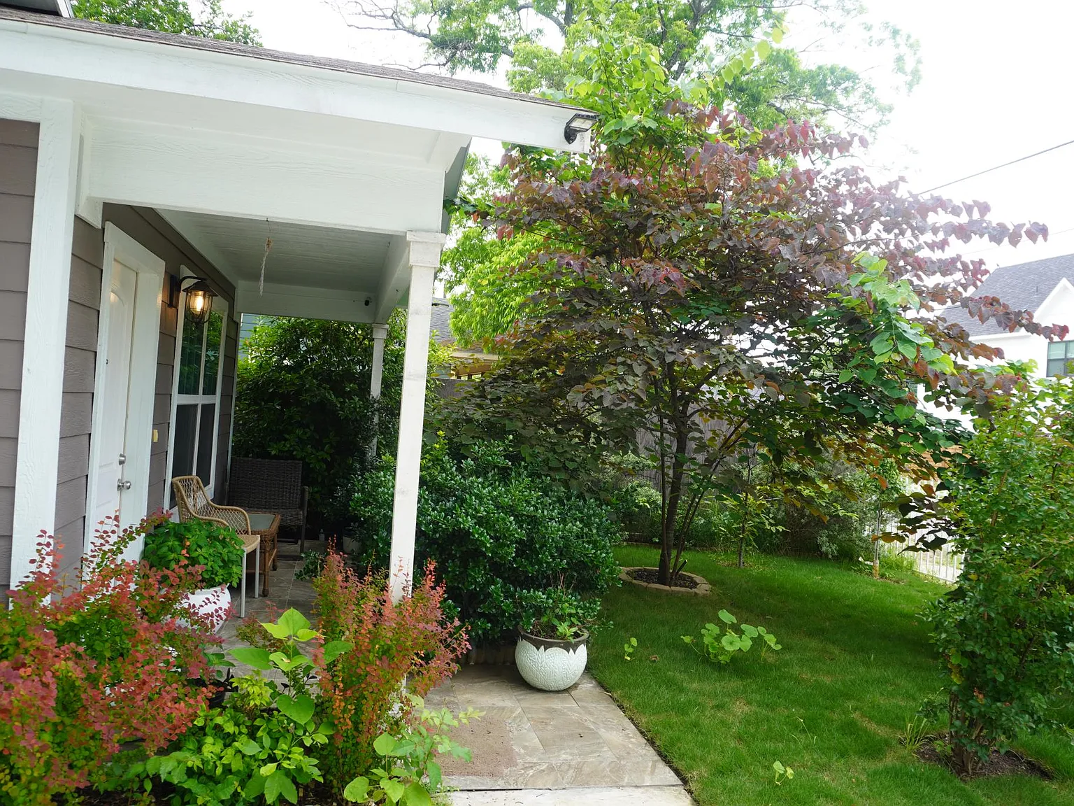 4 bed, 1584 sqft, $3,295 — Photo 4