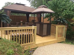 2533 Green Oak Dr, Carrollton, TX 75010