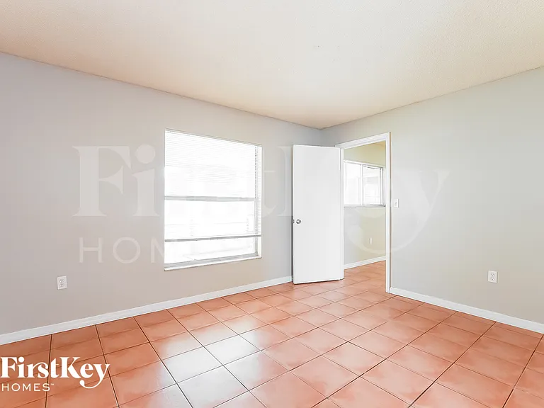 409 Bar Ct — Photo 9