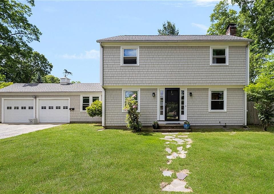 1st image of 34 Terrace Dr