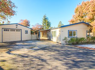 145 Taylor Ave, Talent, OR 97540