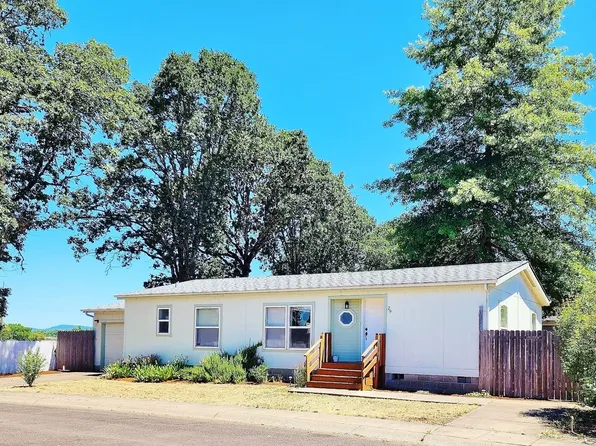 700 N Mill St Unit 29, Creswell, OR 97426