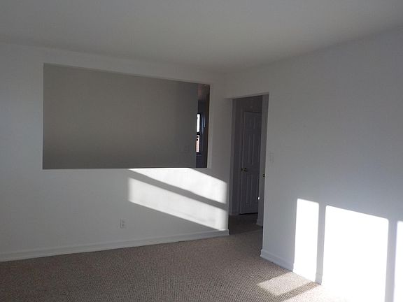 2nd image of 7633 Commonwealth Blvd Floor 2