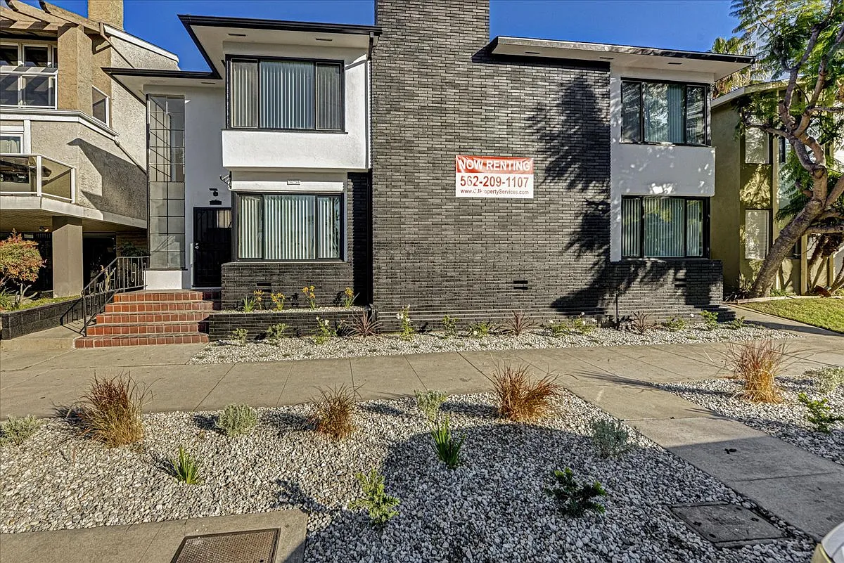 1 bed, 675 sqft, $2,495 — Photo 1