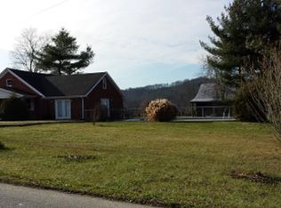 3802 Sweetwater Rd, Berea, KY 40403