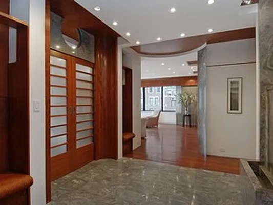 Sold by Corcoran | media 32