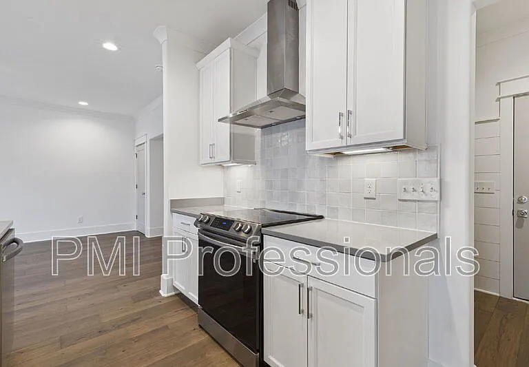 219 S Bilbro Ave — Photo 7