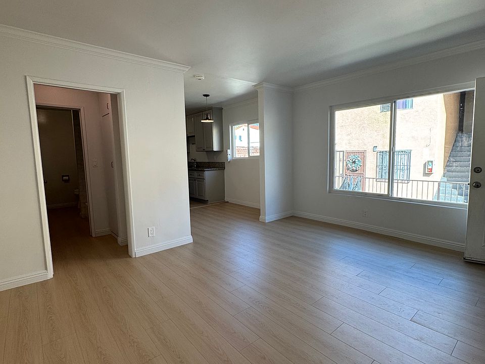 1st image of 2213 W Court St APT 3