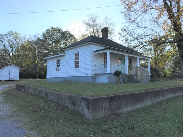 1811 Spring St NE, Conyers, GA 30012
