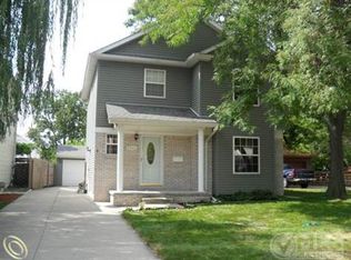 29063 Tawas St, Madison Heights, MI 48071