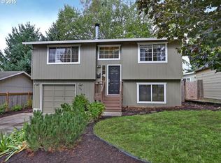 35 SE 90th Ave, Portland, OR 97216