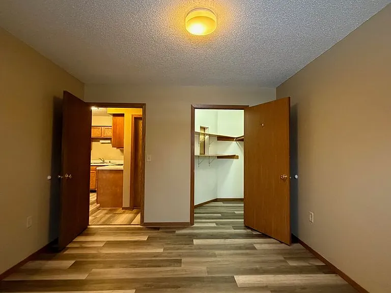 501 2nd Ave NW — Photo 4