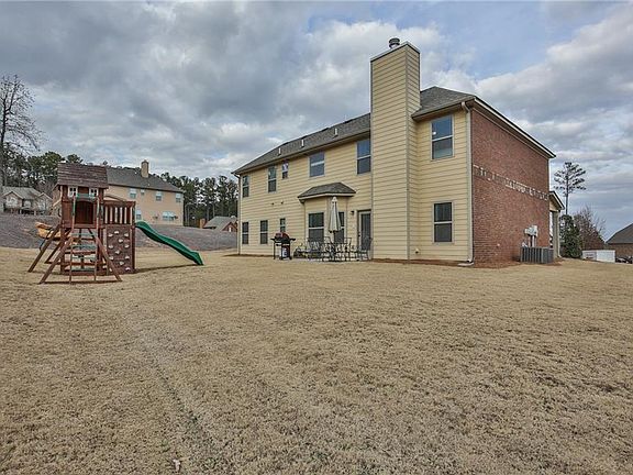 3rd image of 2577 Britt Trail Dr