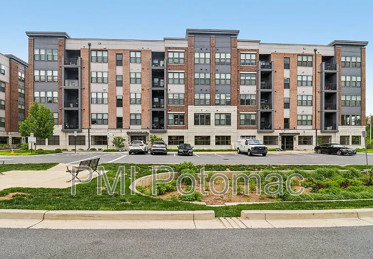 3503 Bellflower Ln #406 — Photo 2