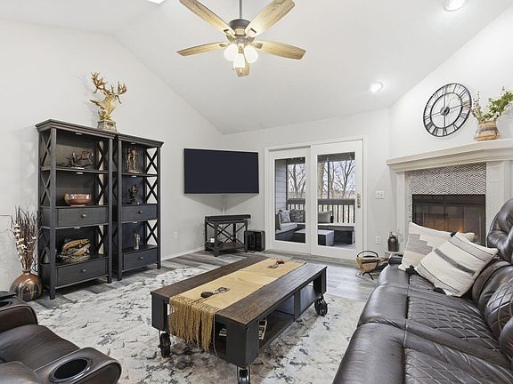 2nd image of 1773 Cedar Ridge Way