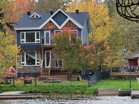 3rd image of 1651 Peninsula Point Rd