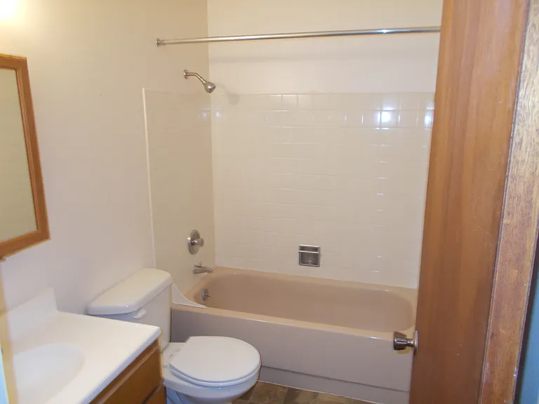 2320 I St #6 — Photo 5