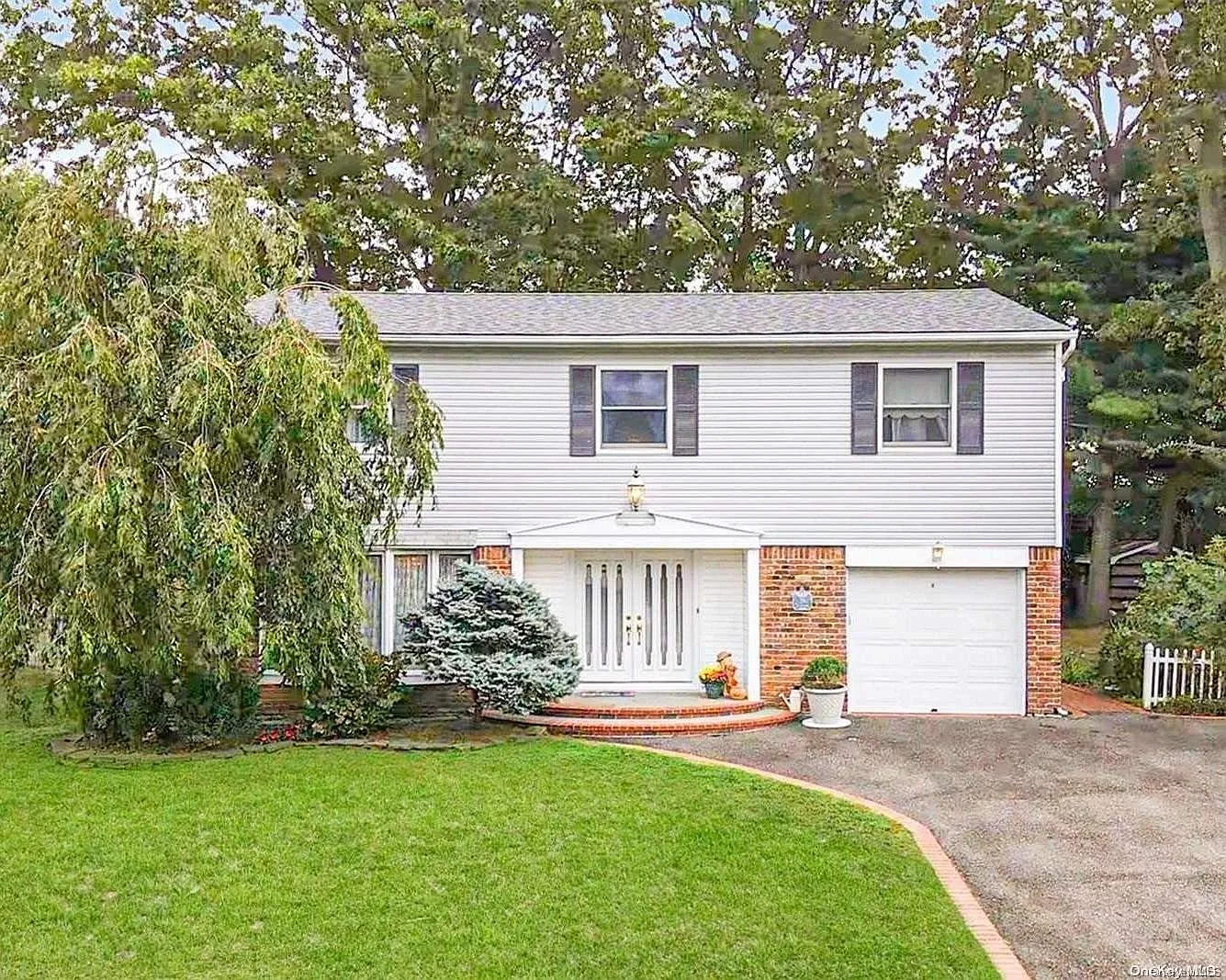 26 Tulipwood Drive photo 1