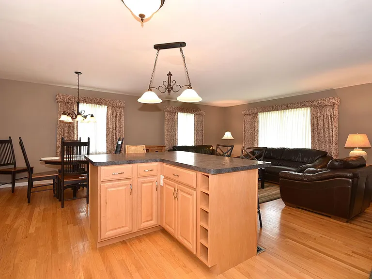 861 S Hawthorne Ave — Photo 20