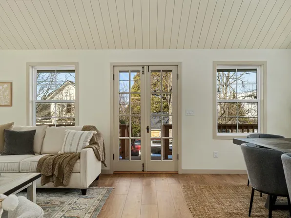 80 Coolidge St, Ashland, OR 97520