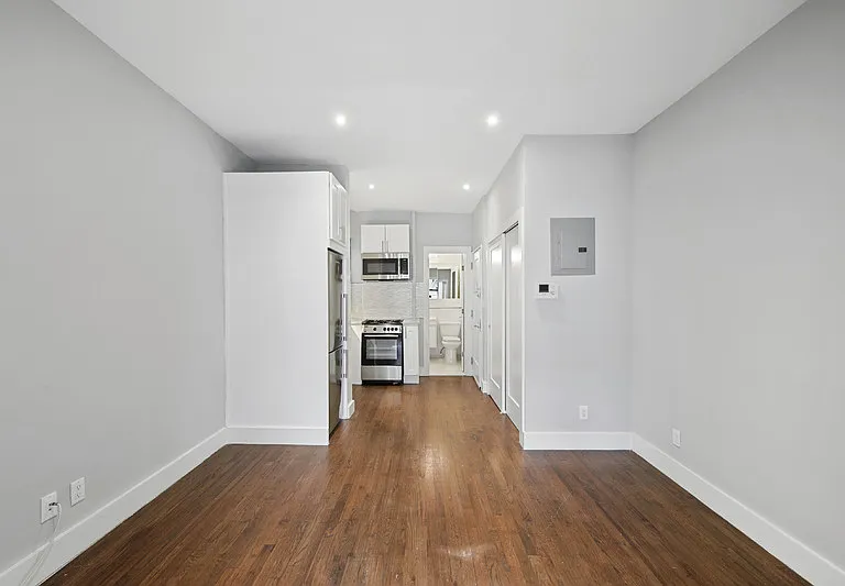 518 E 88th St #4B — Photo 1