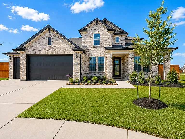 13602 Hartwell Bend Dr — Photo 1