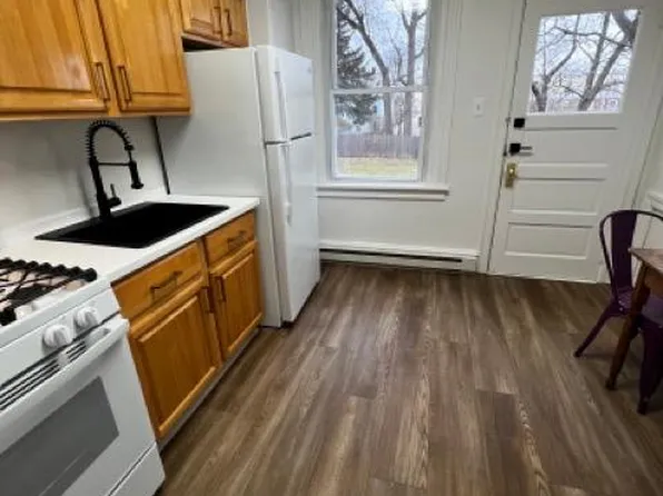 32 Church St Floor 1, Willow Grove, PA 19090