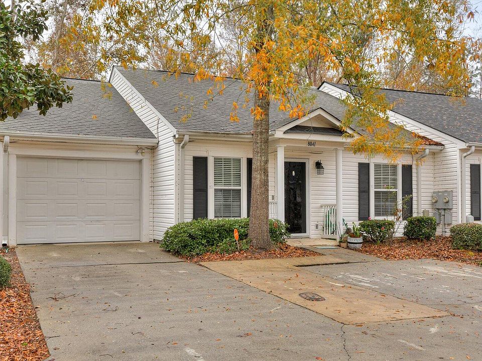 2nd image of 8041 Reagan Circle