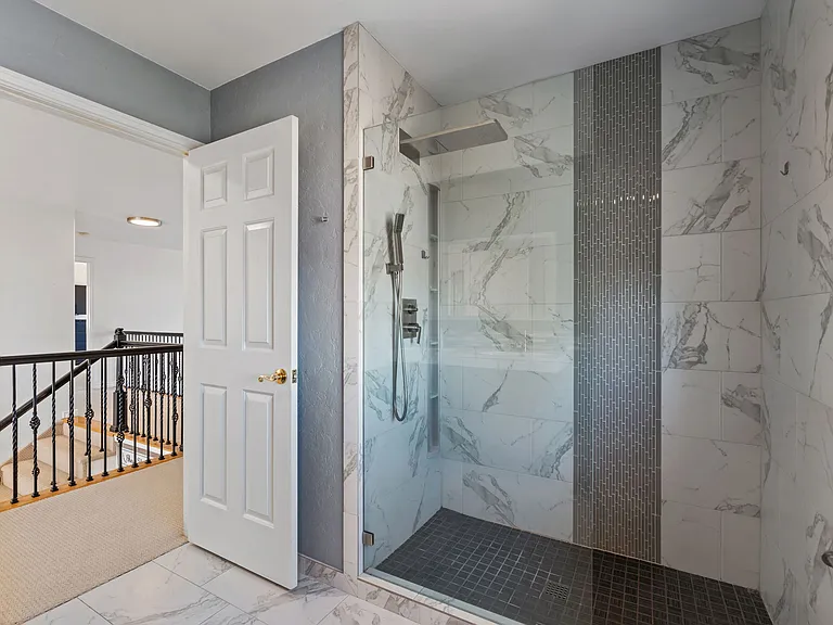4350 Reginold Ct — Photo 31