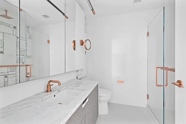 Rented by SERHANT. | media 7