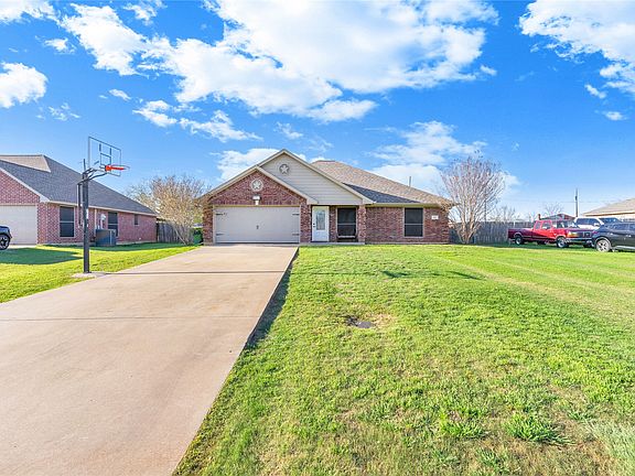 2nd image of 803 Green St