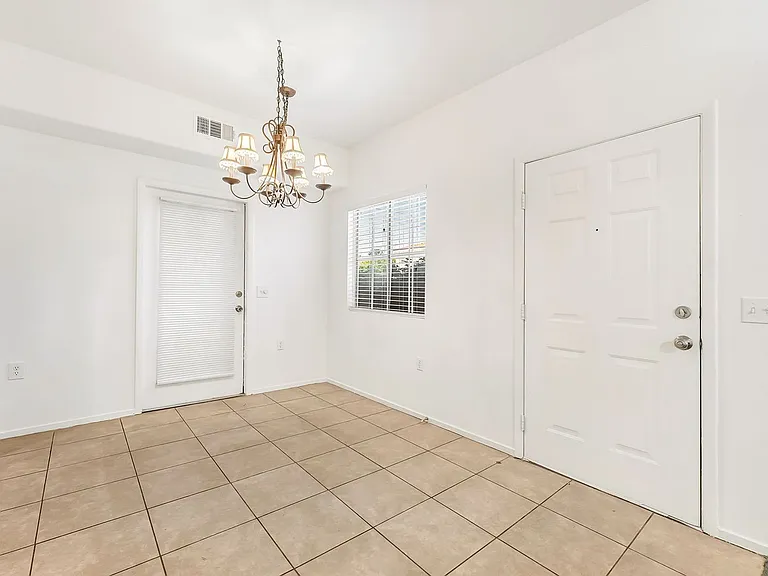 10245 S Maryland Pkwy #176 — Photo 10