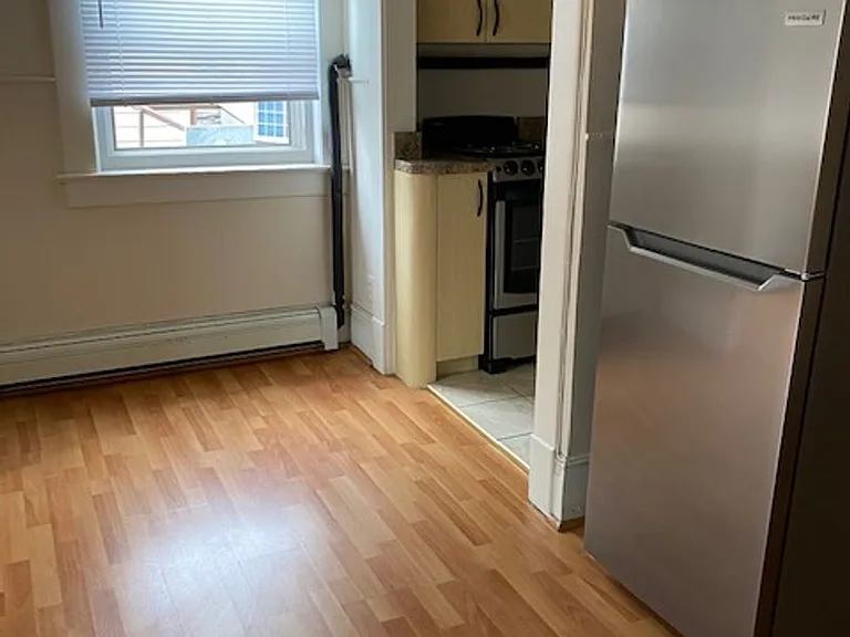 816 S State St — Photo 17