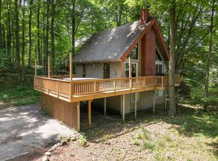 5343 Golf View Rd, Bellaire, MI 49615